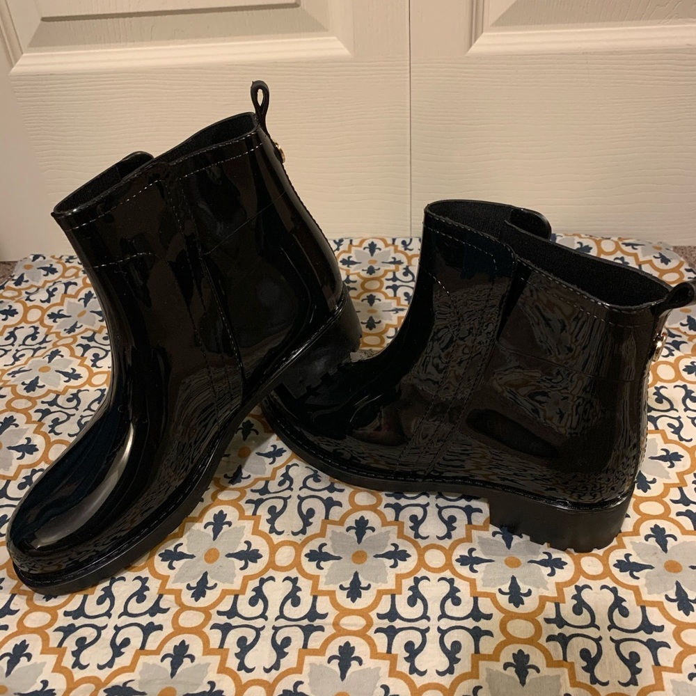 Nicole Miller New York Women’s Rain Boots